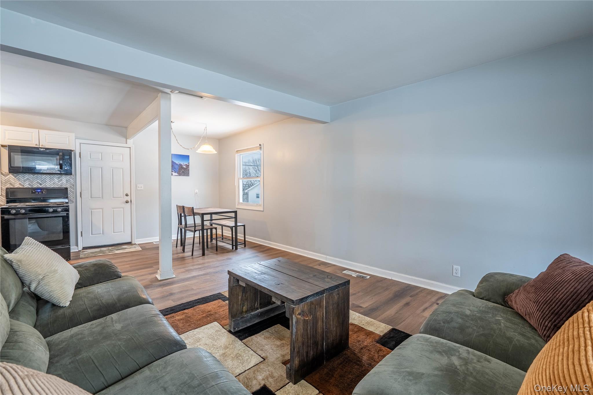 Single Family Briarwood  Orange County, NY 12550, MLS-940122-10