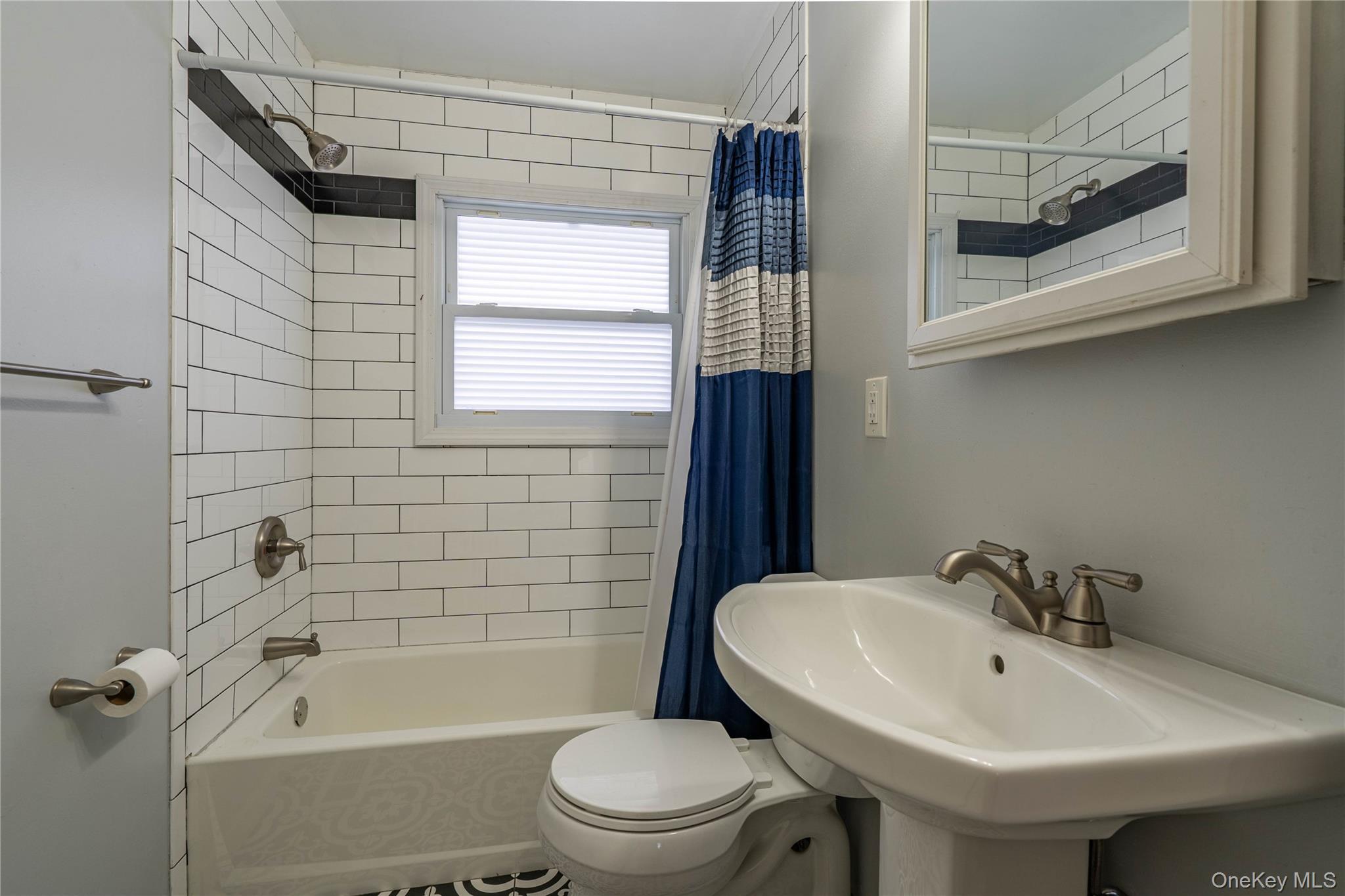 Single Family Briarwood  Orange County, NY 12550, MLS-940122-15