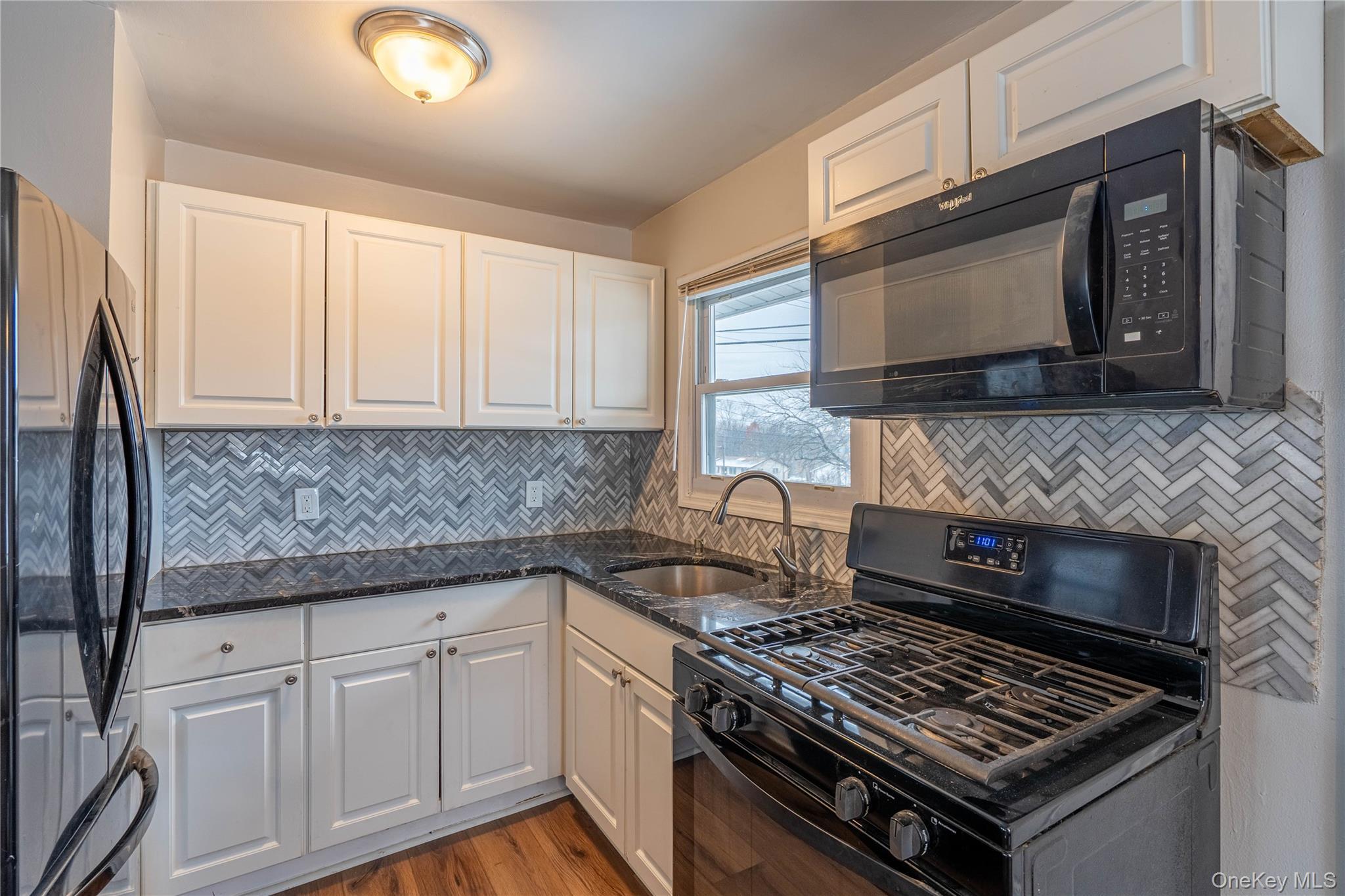 Single Family Briarwood  Orange County, NY 12550, MLS-940122-3