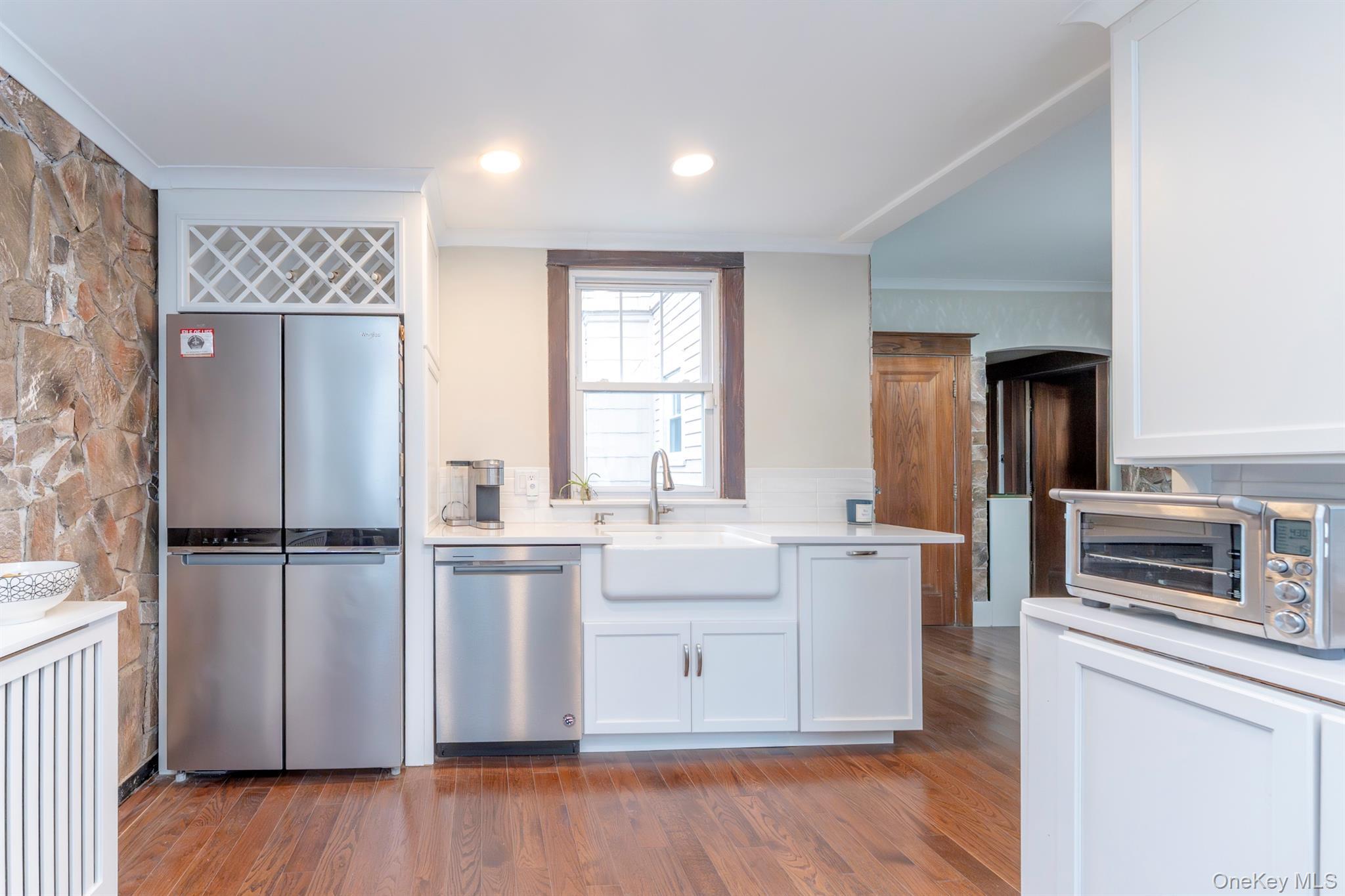 Single Family Broadway Ulster County, NY 12466, MLS-940125-18