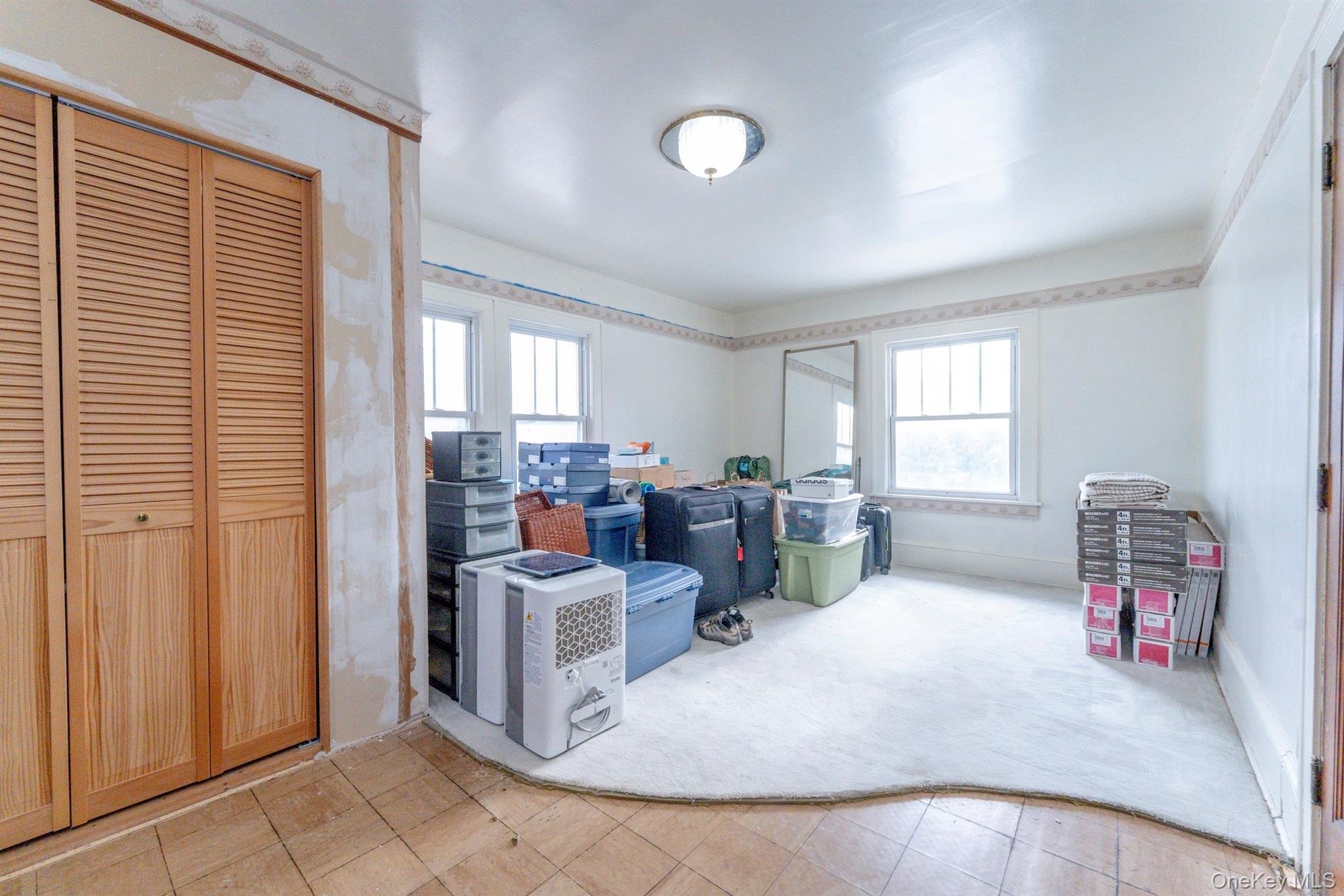 Single Family Broadway Ulster County, NY 12466, MLS-940125-32