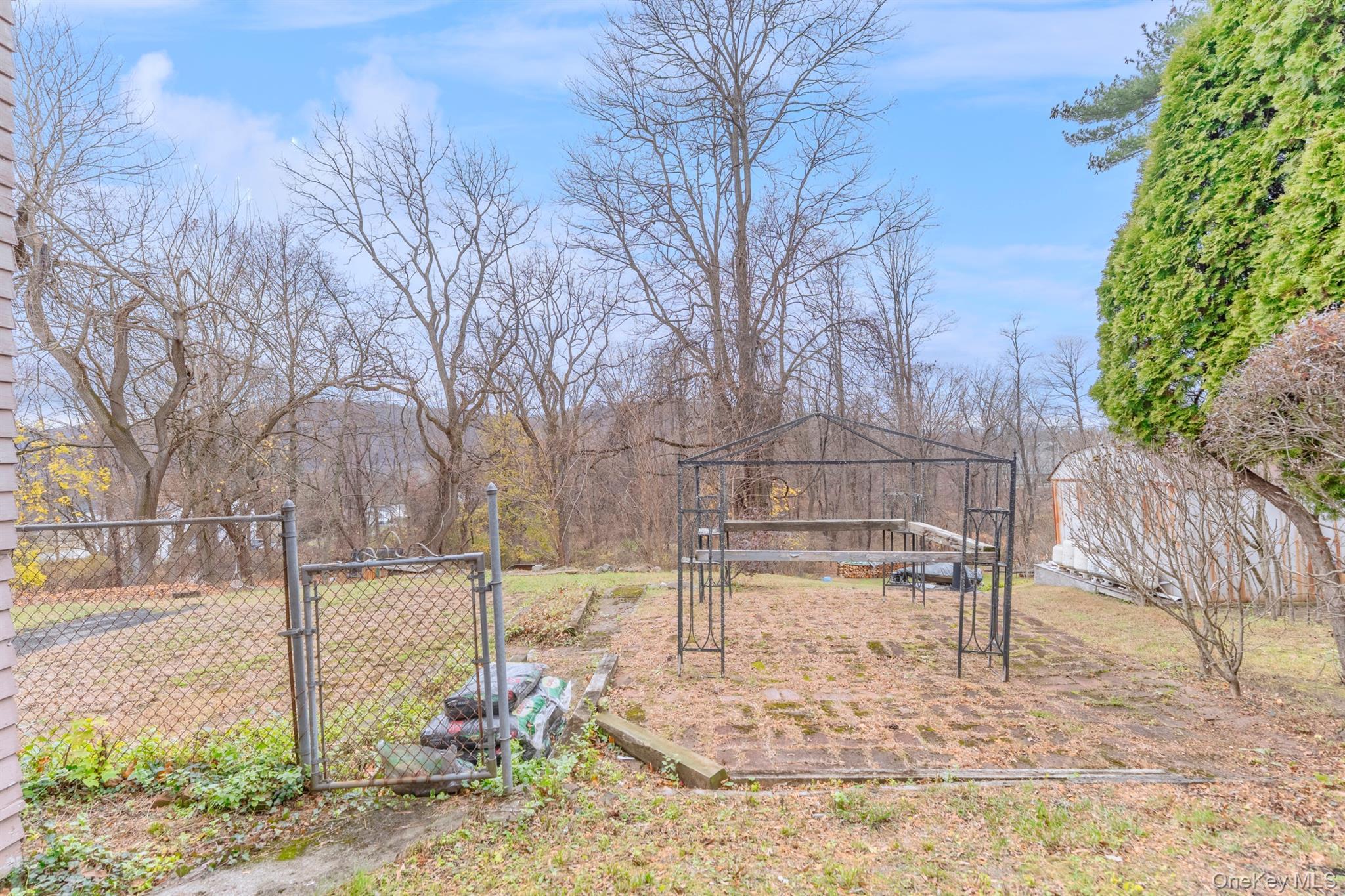 Single Family Broadway Ulster County, NY 12466, MLS-940125-42