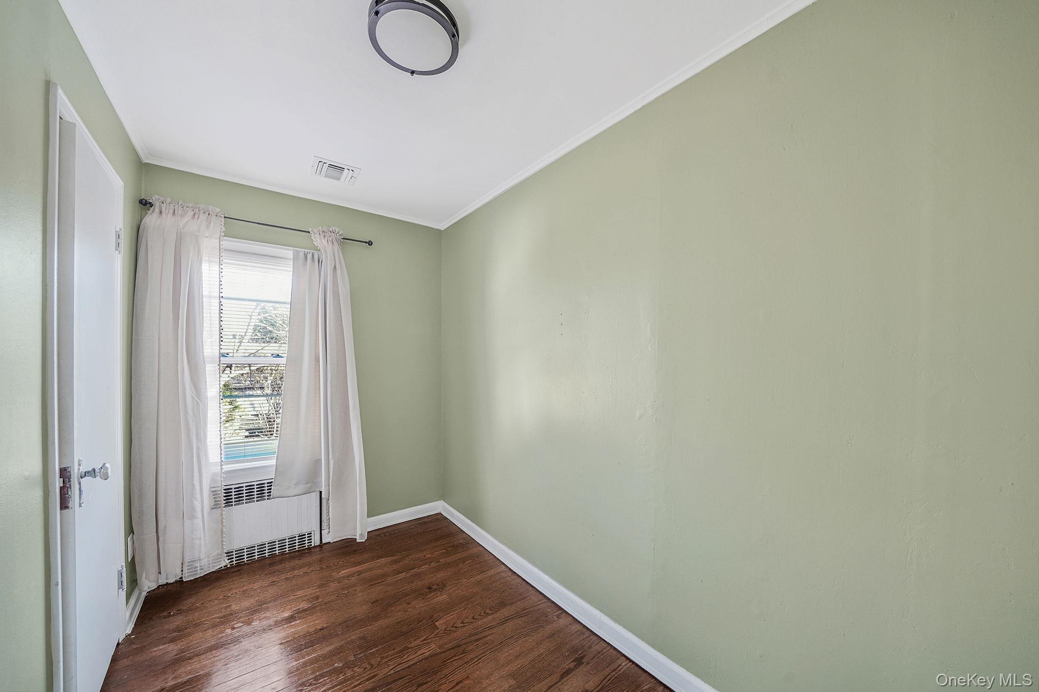 Single Family Tower  Suffolk County, NY 11782, MLS-940137-15