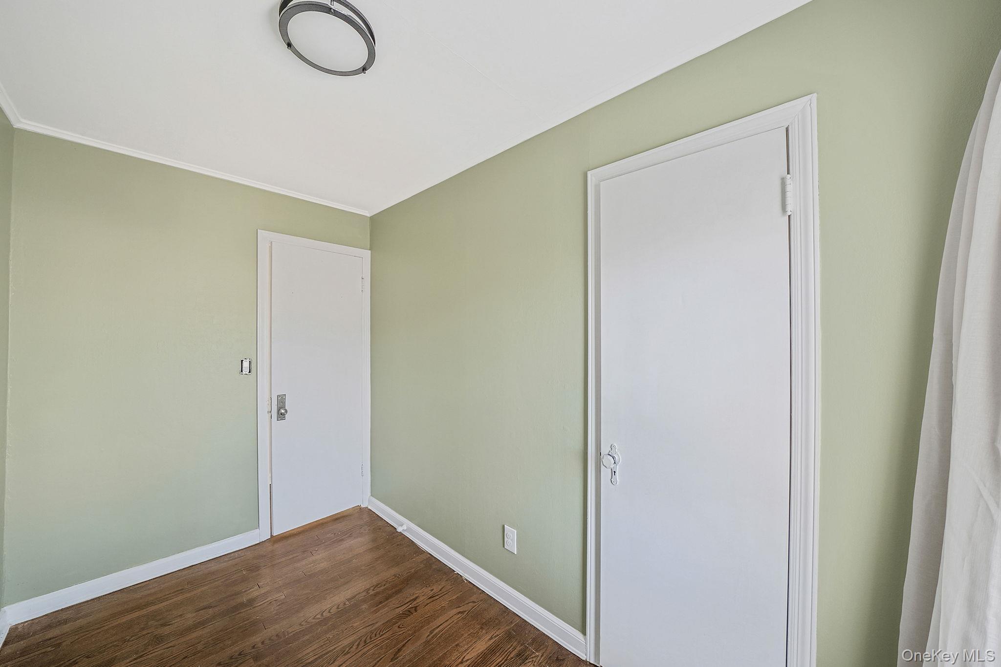 Single Family Tower  Suffolk County, NY 11782, MLS-940137-16