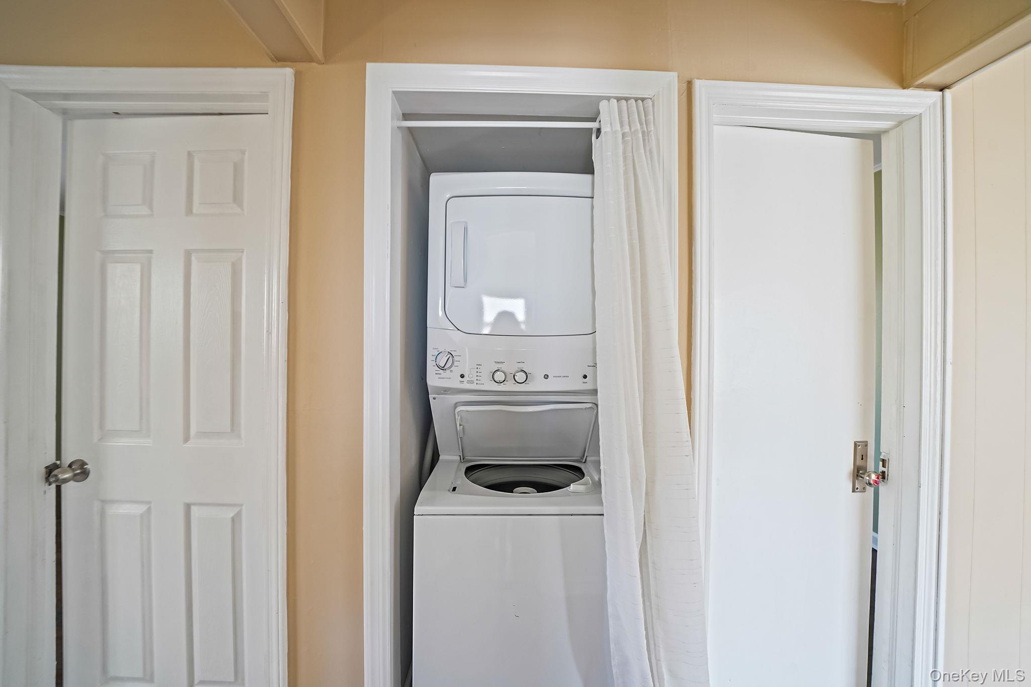 Single Family Tower  Suffolk County, NY 11782, MLS-940137-22