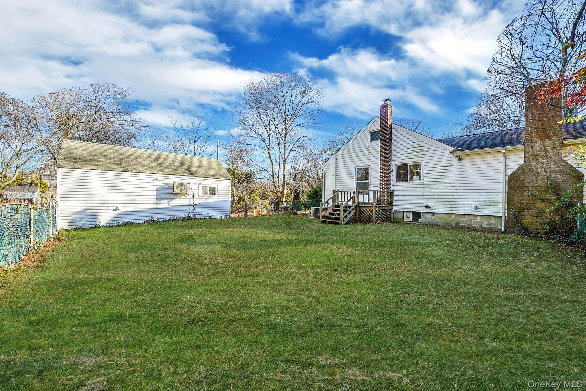 Single Family Tower  Suffolk County, NY 11782, MLS-940137-26