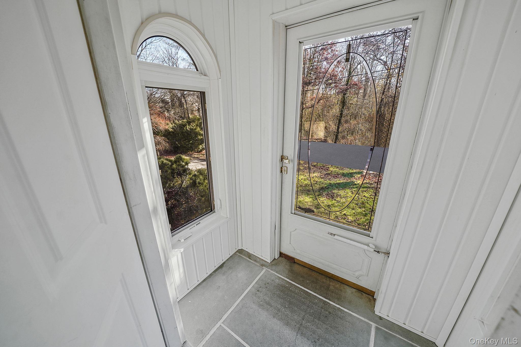 Single Family Tower  Suffolk County, NY 11782, MLS-940137-4