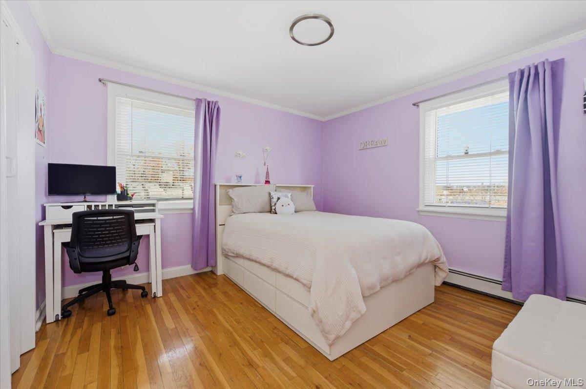 Single Family Yates  Bronx, NY 10469, MLS-940140-11