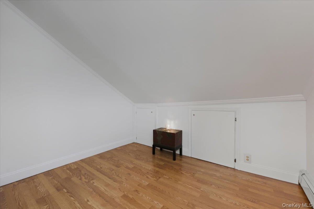 Single Family Yates  Bronx, NY 10469, MLS-940140-14