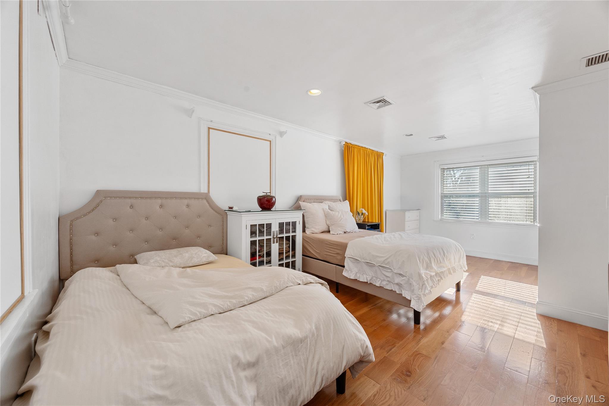 Single Family 157th  Queens, NY 11354, MLS-940151-21