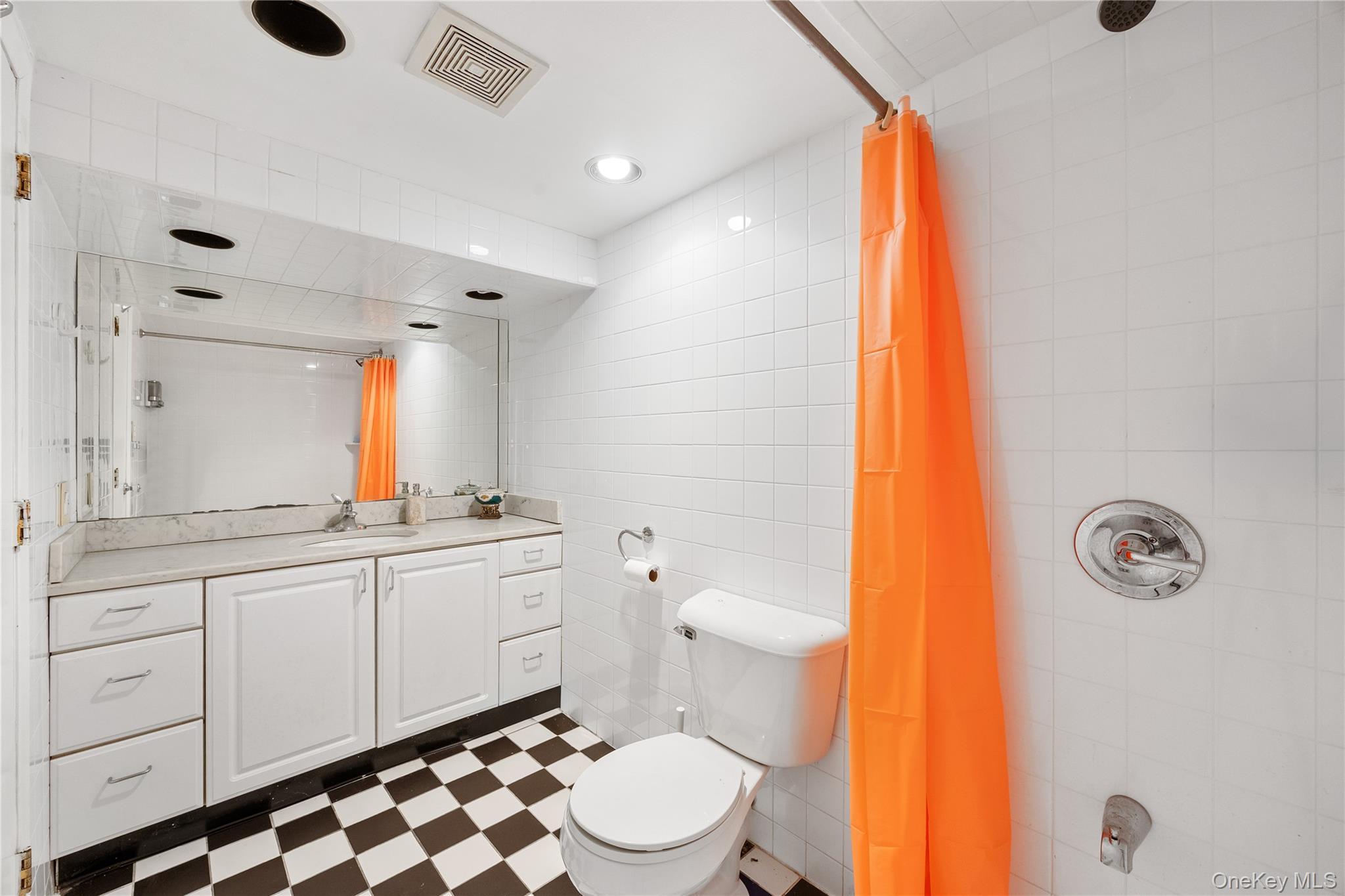 Single Family 157th  Queens, NY 11354, MLS-940151-22