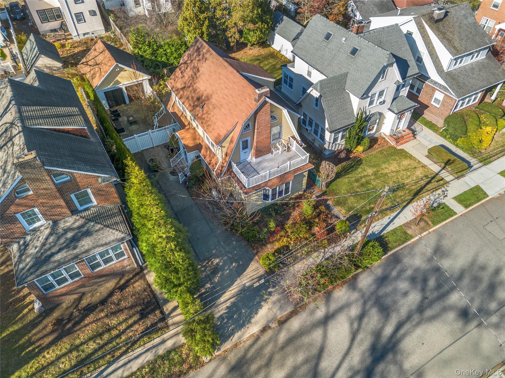 Single Family 157th  Queens, NY 11354, MLS-940151-32