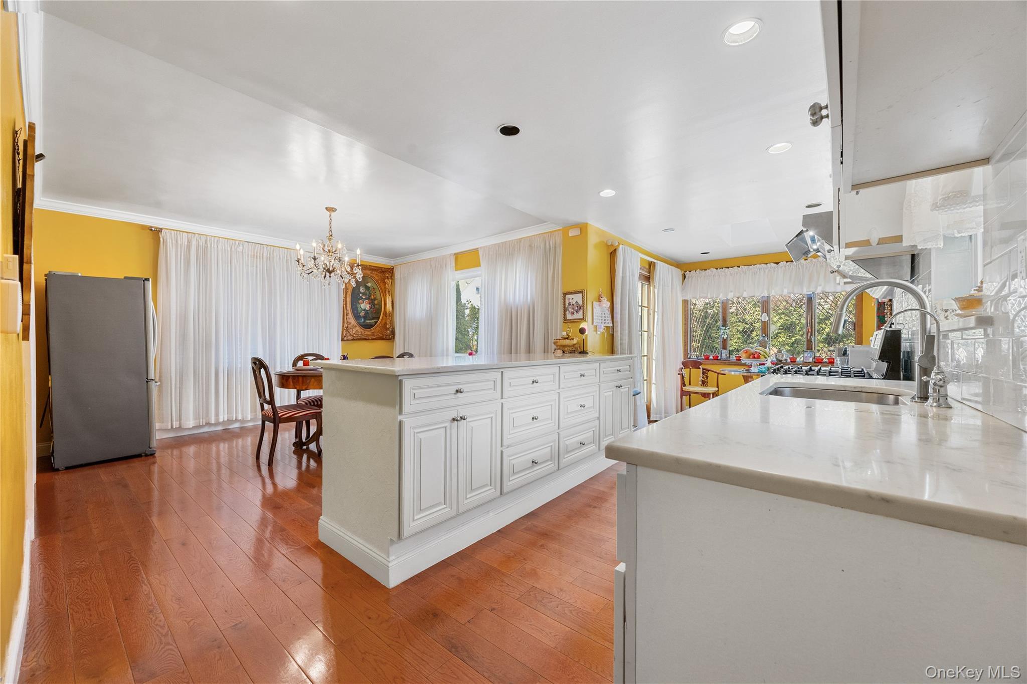 Single Family 157th  Queens, NY 11354, MLS-940151-9