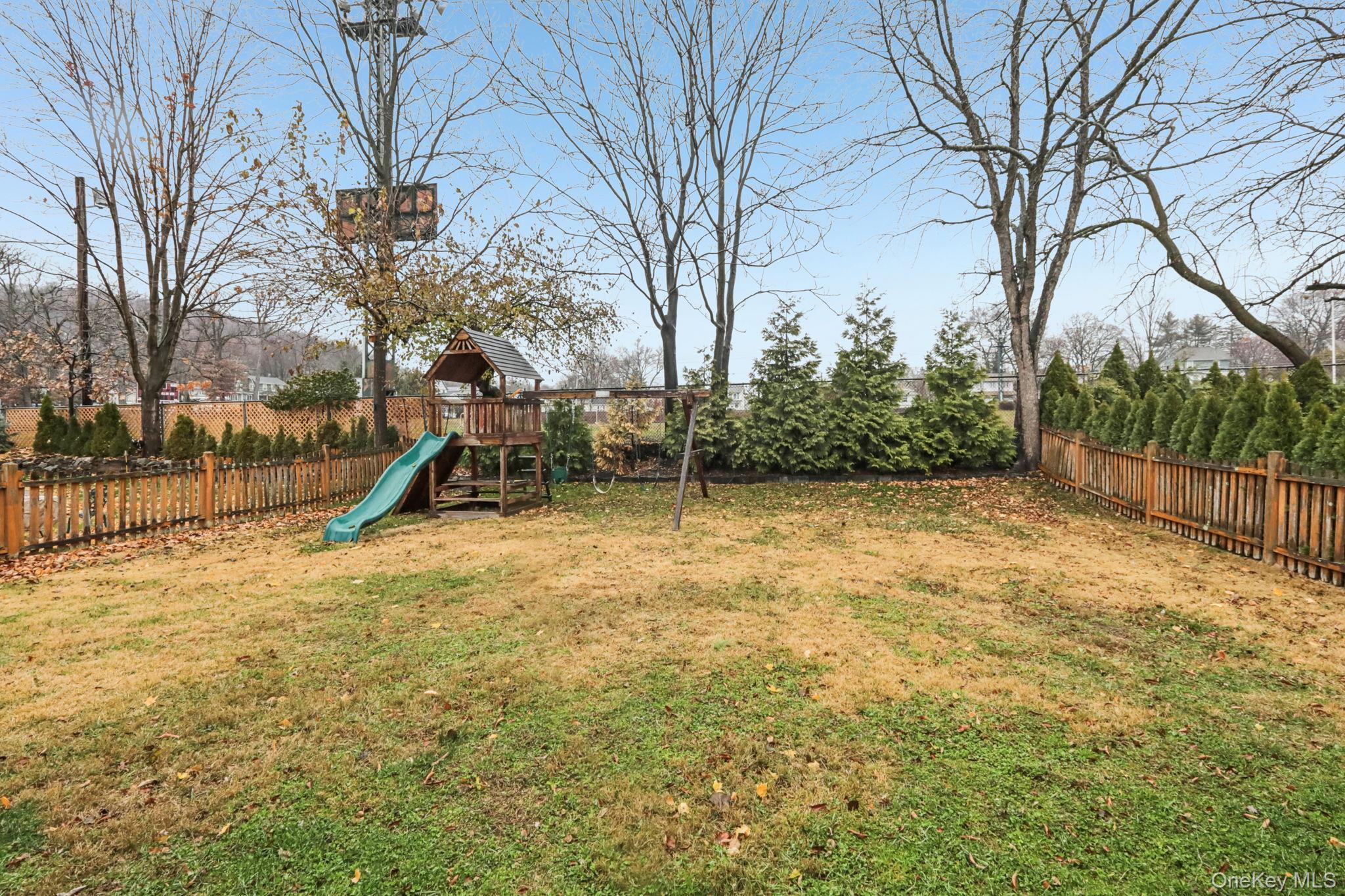 Single Family Haven Rockland County, NY 10960, MLS-940153-37