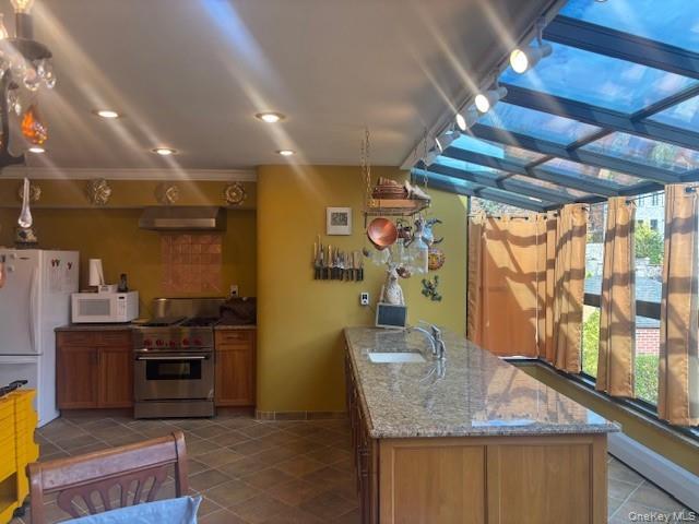 Single Family Bay  Staten Island, NY 10305, MLS-940154-6