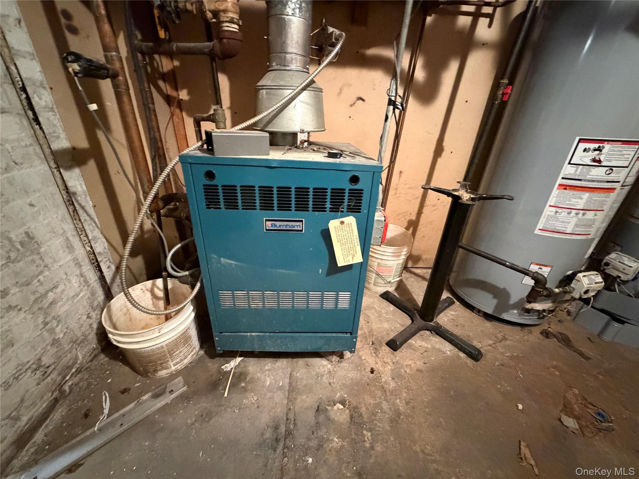 Single Family 69  Queens, NY 11377, MLS-940157-27