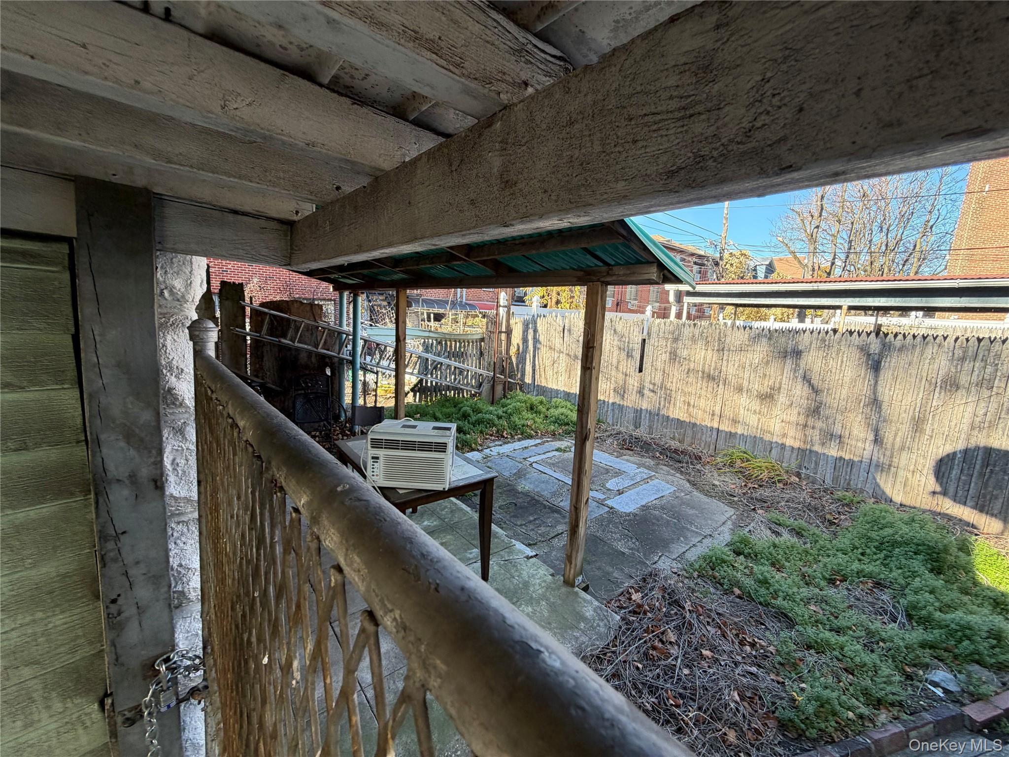 Single Family 69  Queens, NY 11377, MLS-940157-7