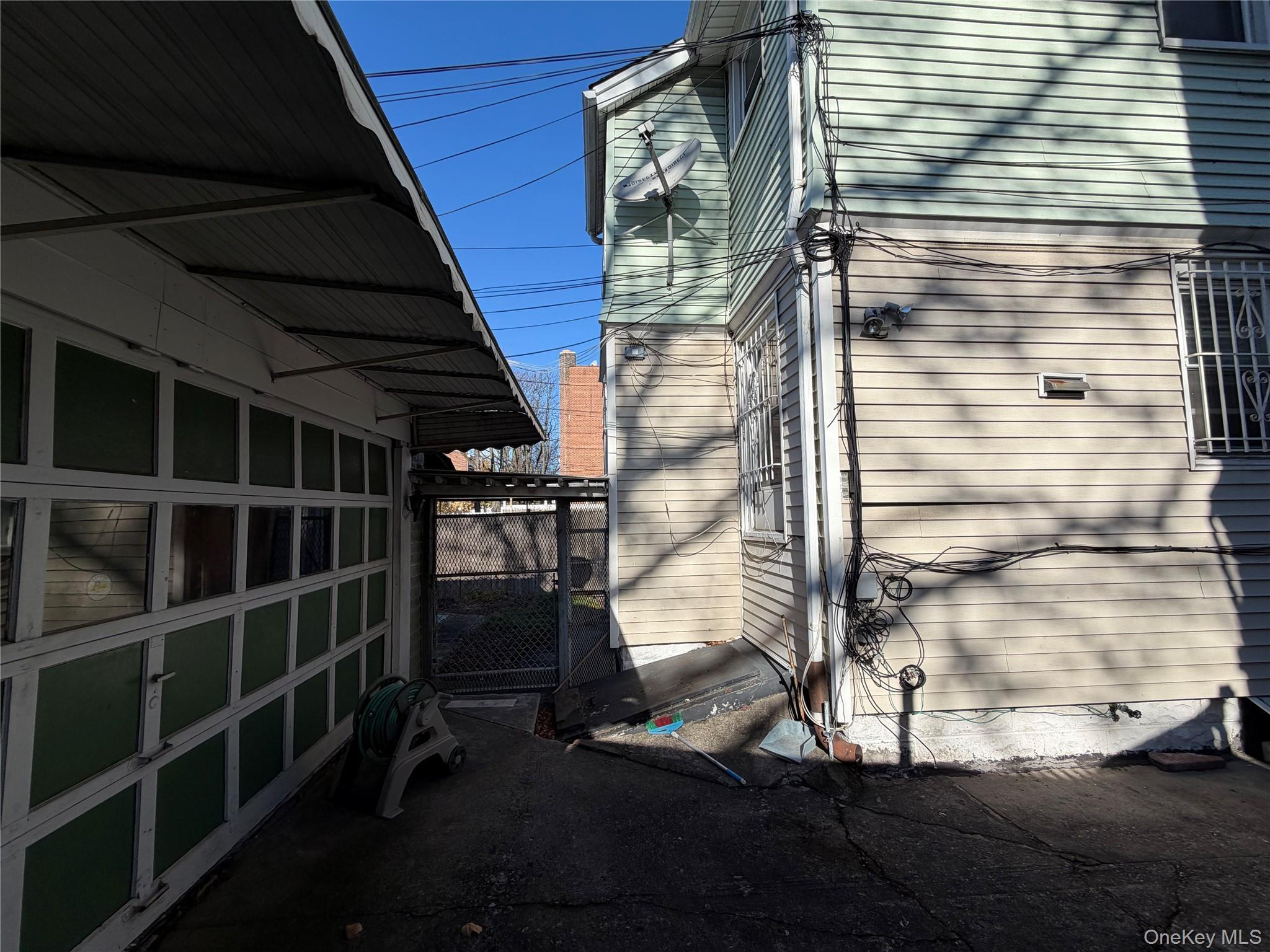 Single Family 69  Queens, NY 11377, MLS-940157-8