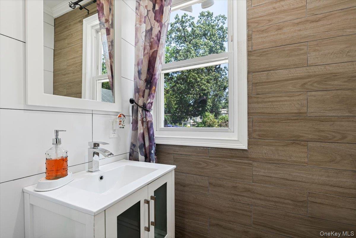 Single Family Seneca Westchester County, NY 10553, MLS-940167-17