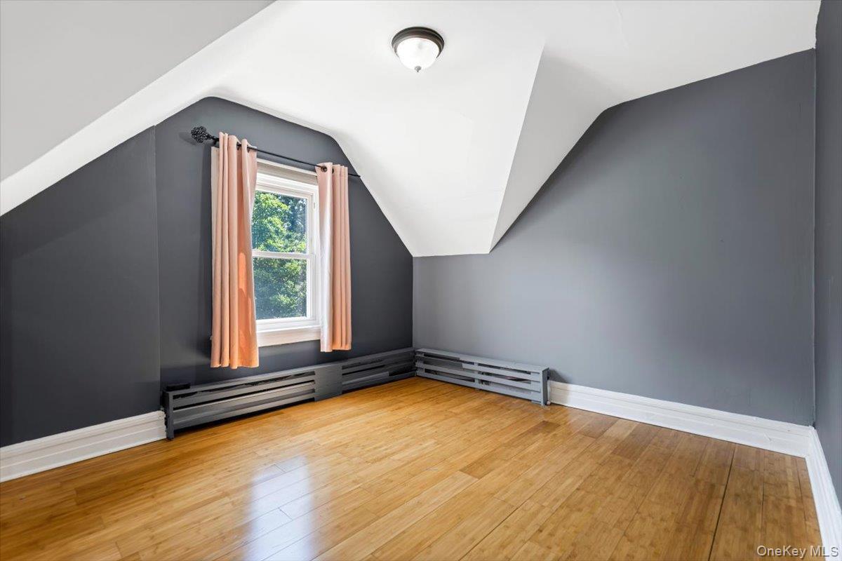 Single Family Seneca Westchester County, NY 10553, MLS-940167-24