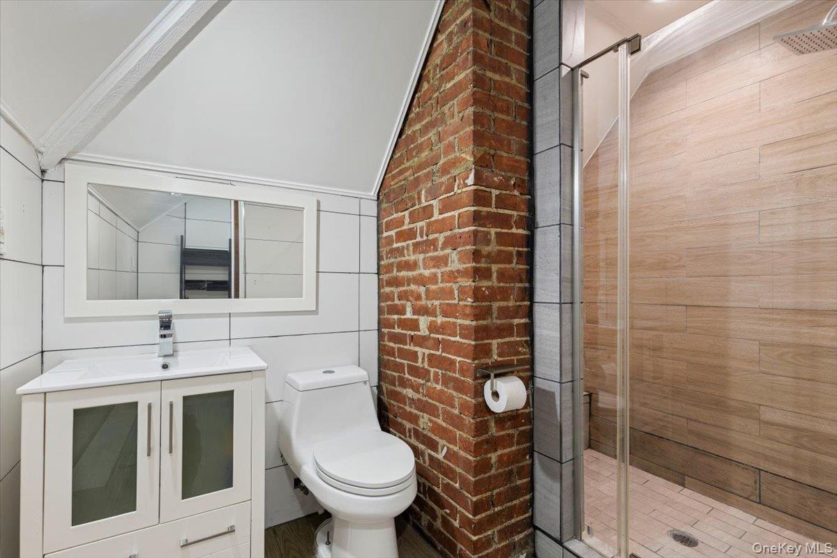 Single Family Seneca Westchester County, NY 10553, MLS-940167-25