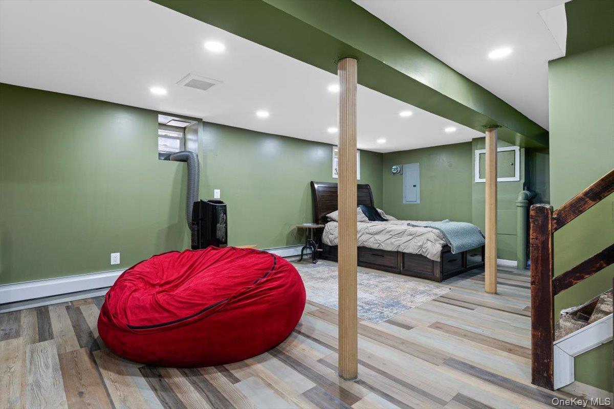 Single Family Seneca Westchester County, NY 10553, MLS-940167-27