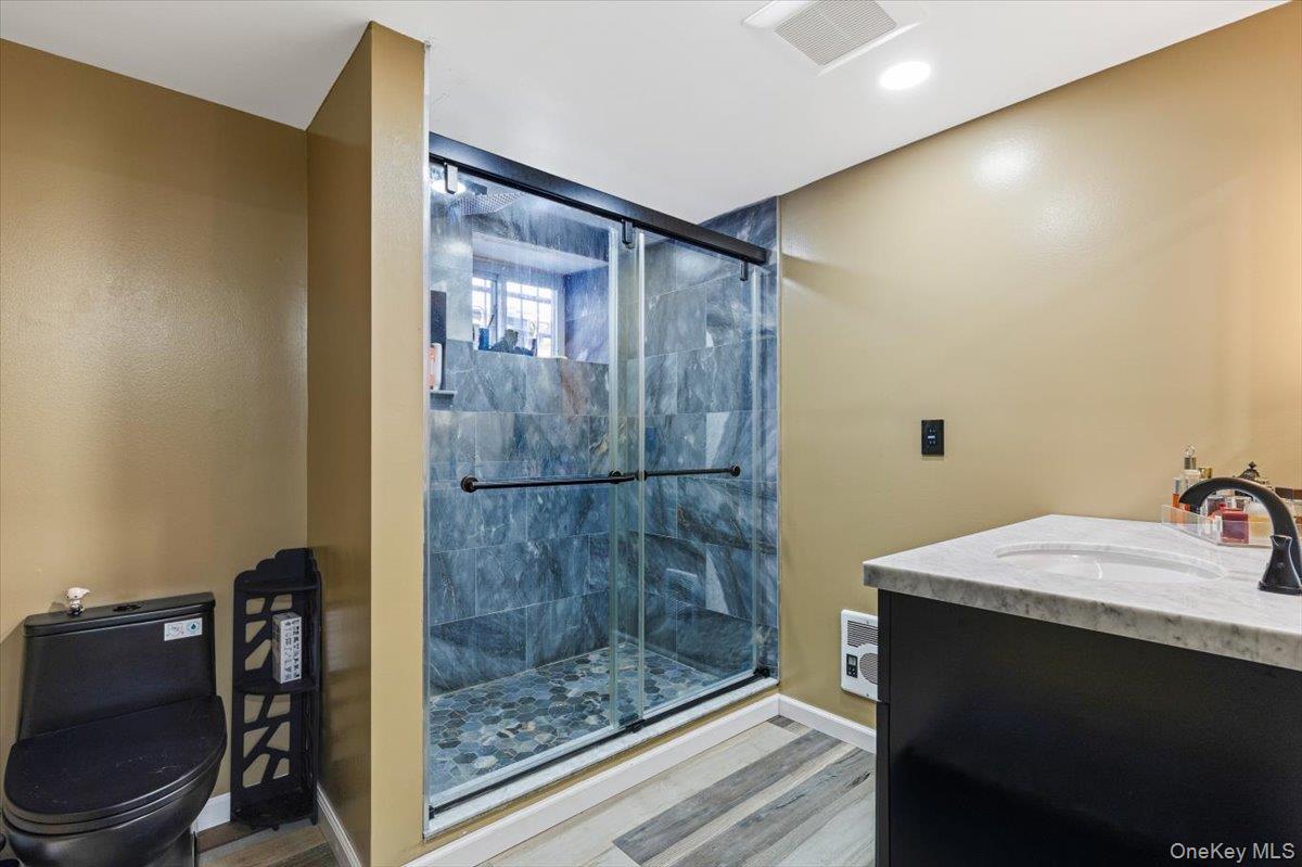 Single Family Seneca Westchester County, NY 10553, MLS-940167-29