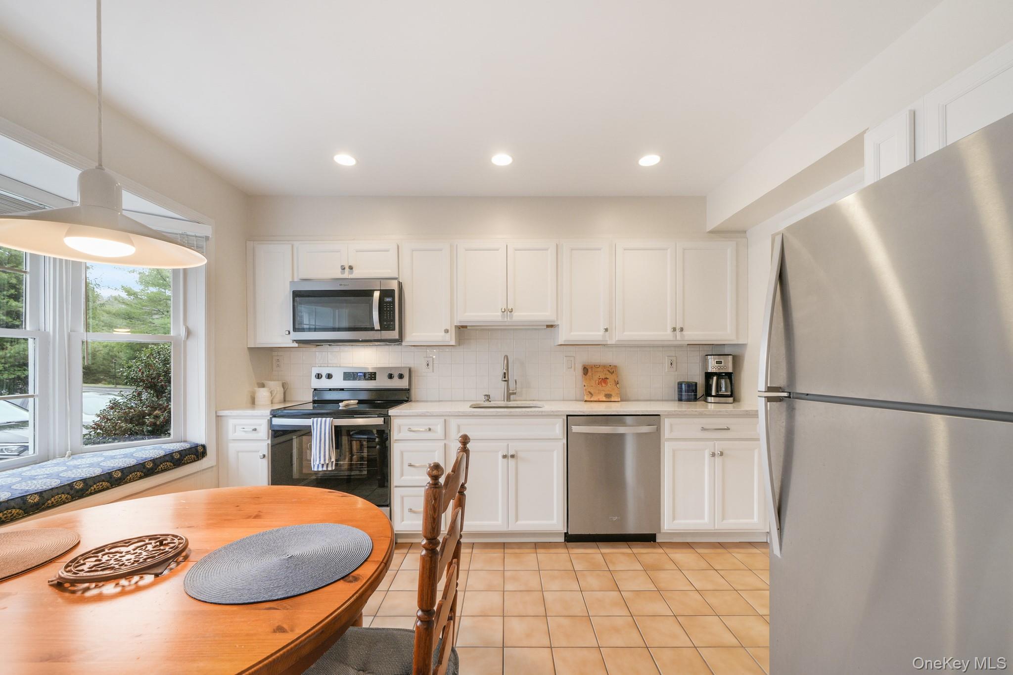 Condo Jay  Westchester County, NY 10518, MLS-940187-3