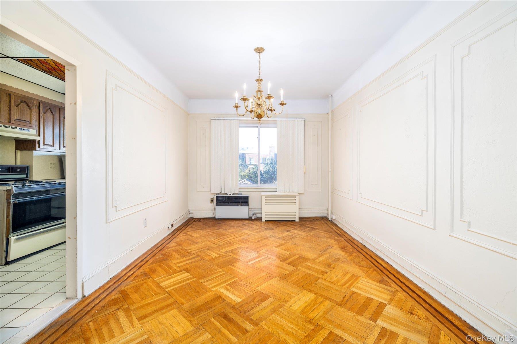 Single Family 66th Queens, NY 11378, MLS-940207-5