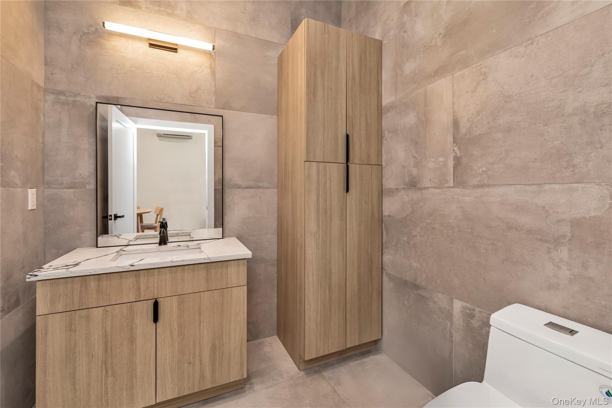 Single Family 149th Queens, NY 11357, MLS-940218-12