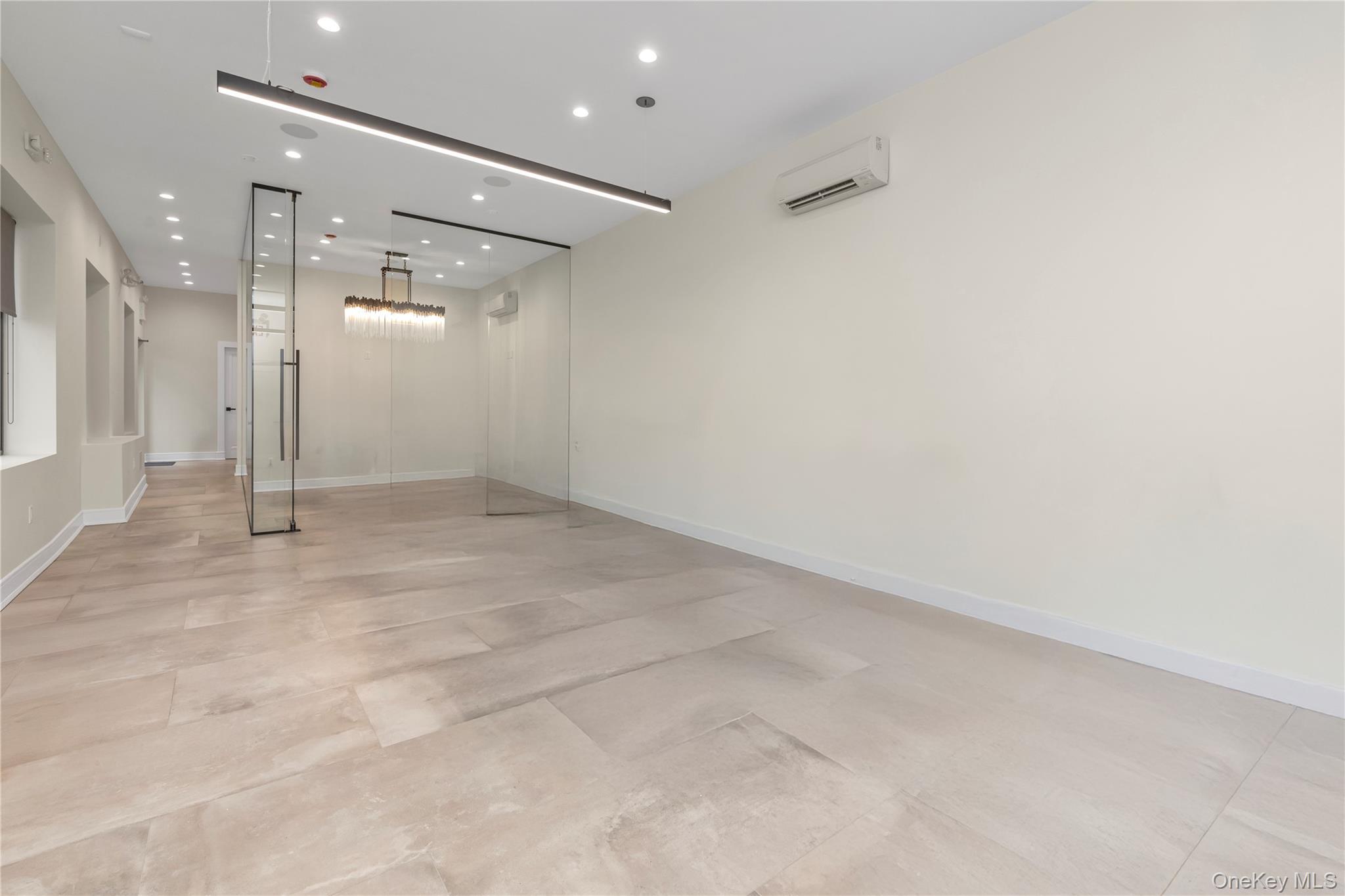 Single Family 149th Queens, NY 11357, MLS-940218-6