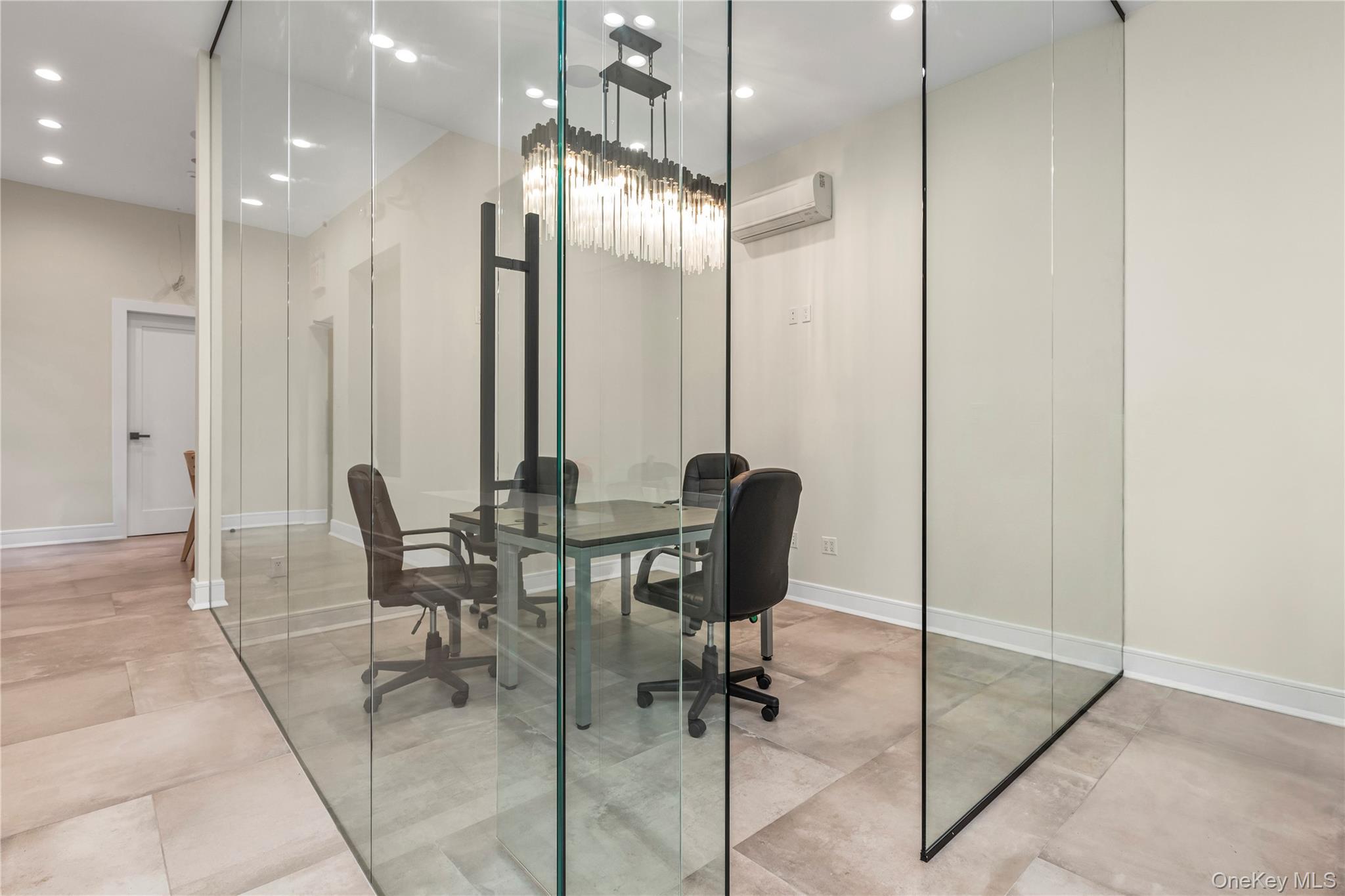 Single Family 149th Queens, NY 11357, MLS-940218-9