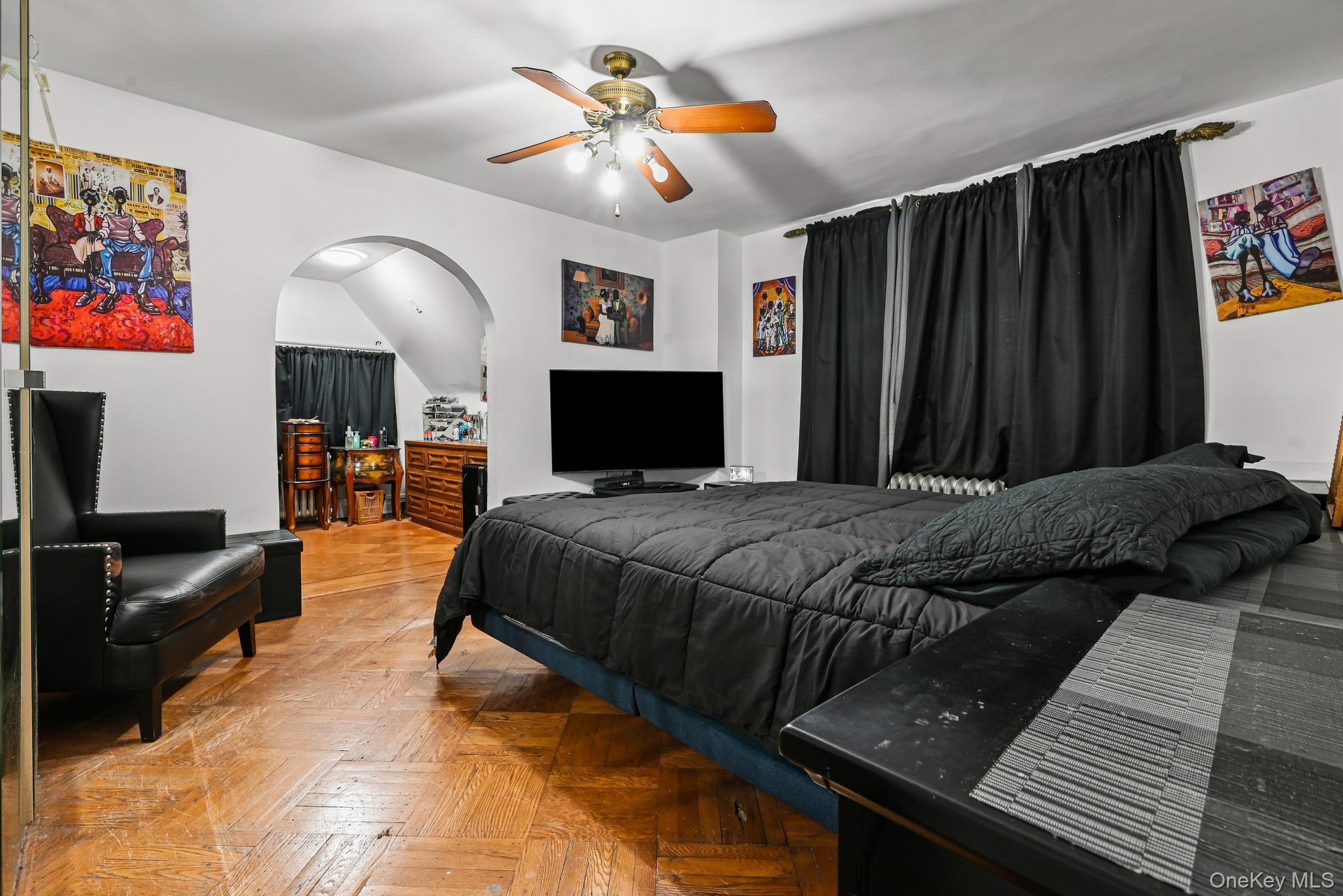 Single Family Lewiston Avenue Queens, NY 11412, MLS-940228-20