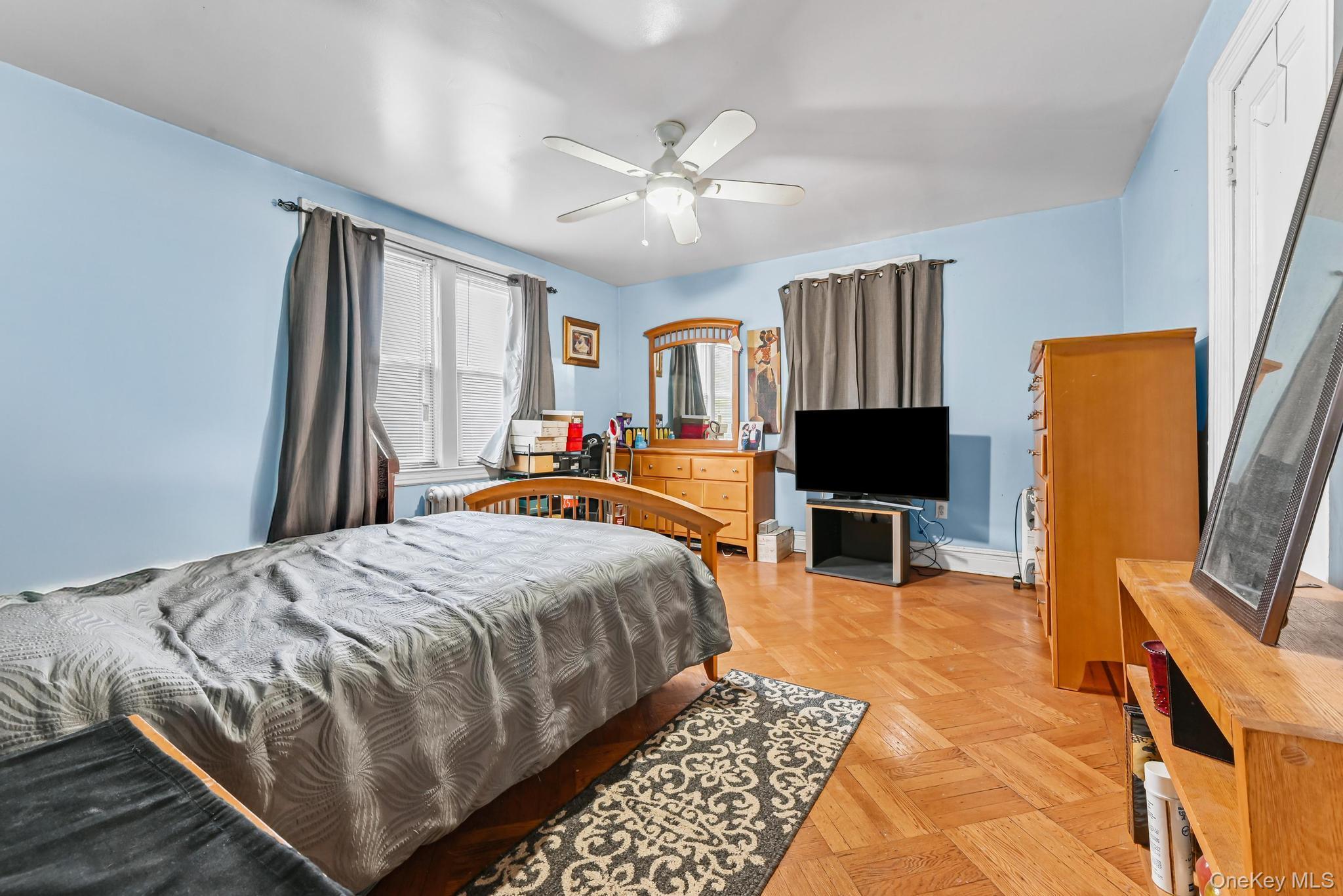 Single Family Lewiston Avenue Queens, NY 11412, MLS-940228-21