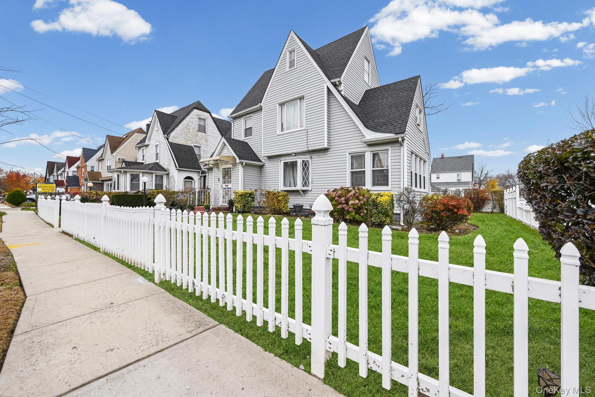 Single Family Lewiston Avenue Queens, NY 11412, MLS-940228-3