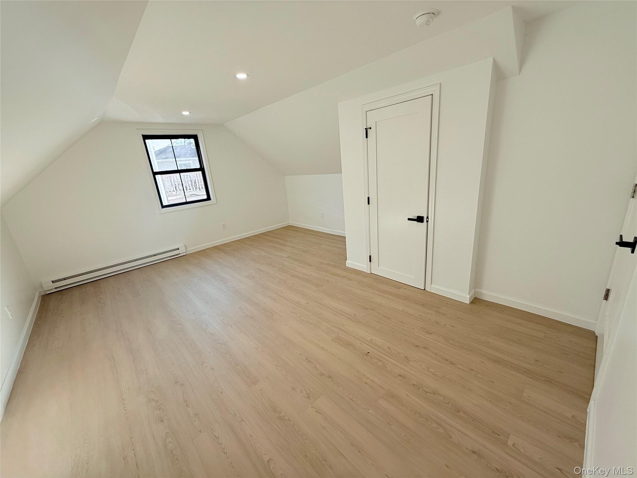 Single Family Oak  Suffolk County, NY 11967, MLS-940232-13