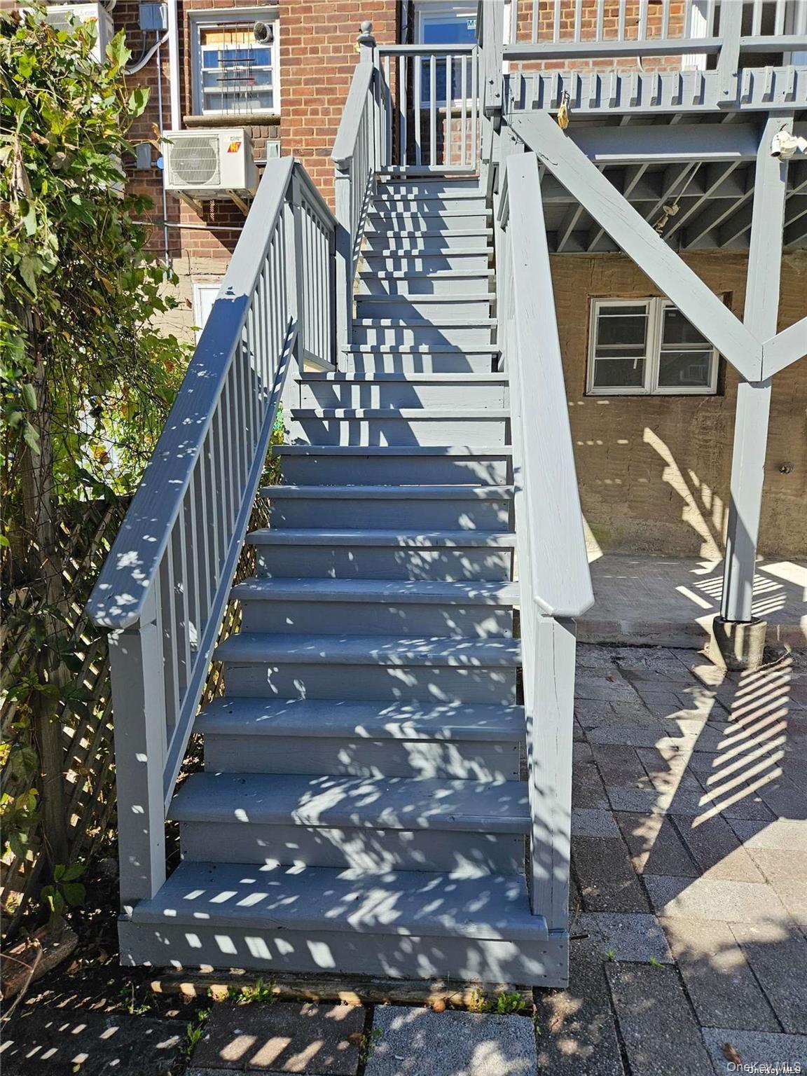 Single Family Hunt Bronx, NY 10462, MLS-940233-14