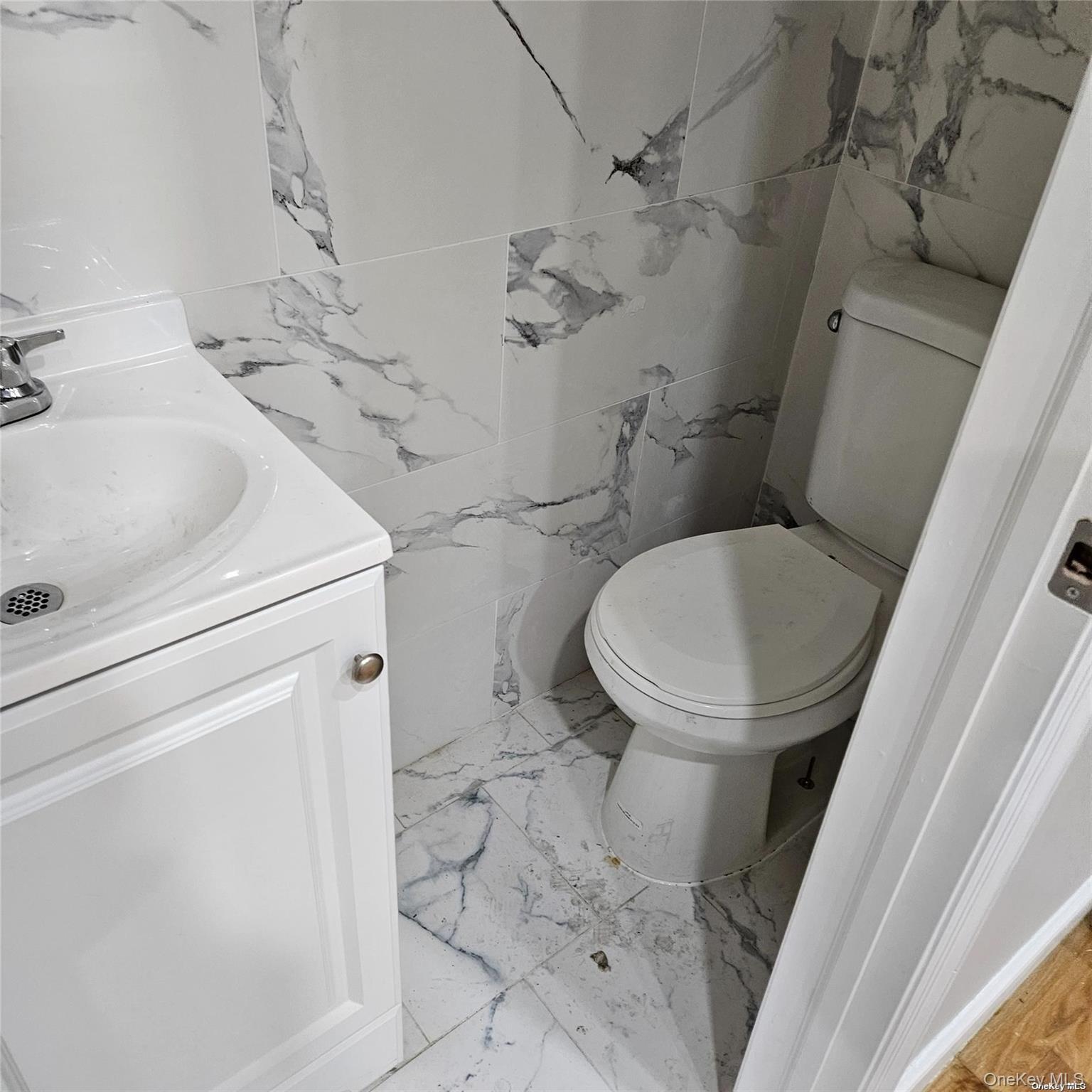 Single Family Hunt Bronx, NY 10462, MLS-940233-8