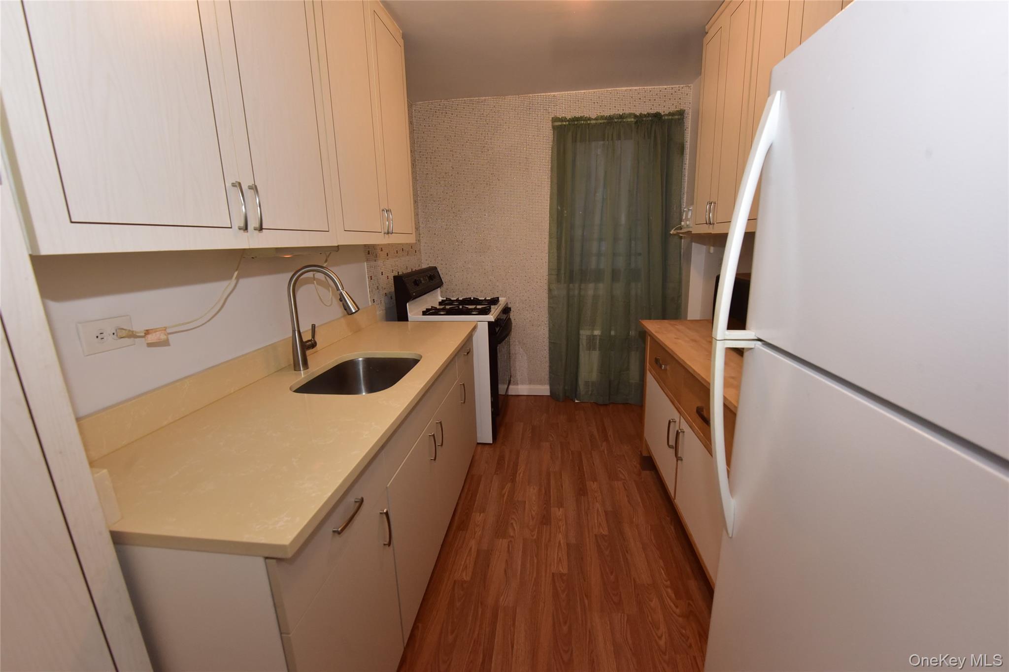 Coop Francis Lewis  Queens, NY 11427, MLS-940240-6