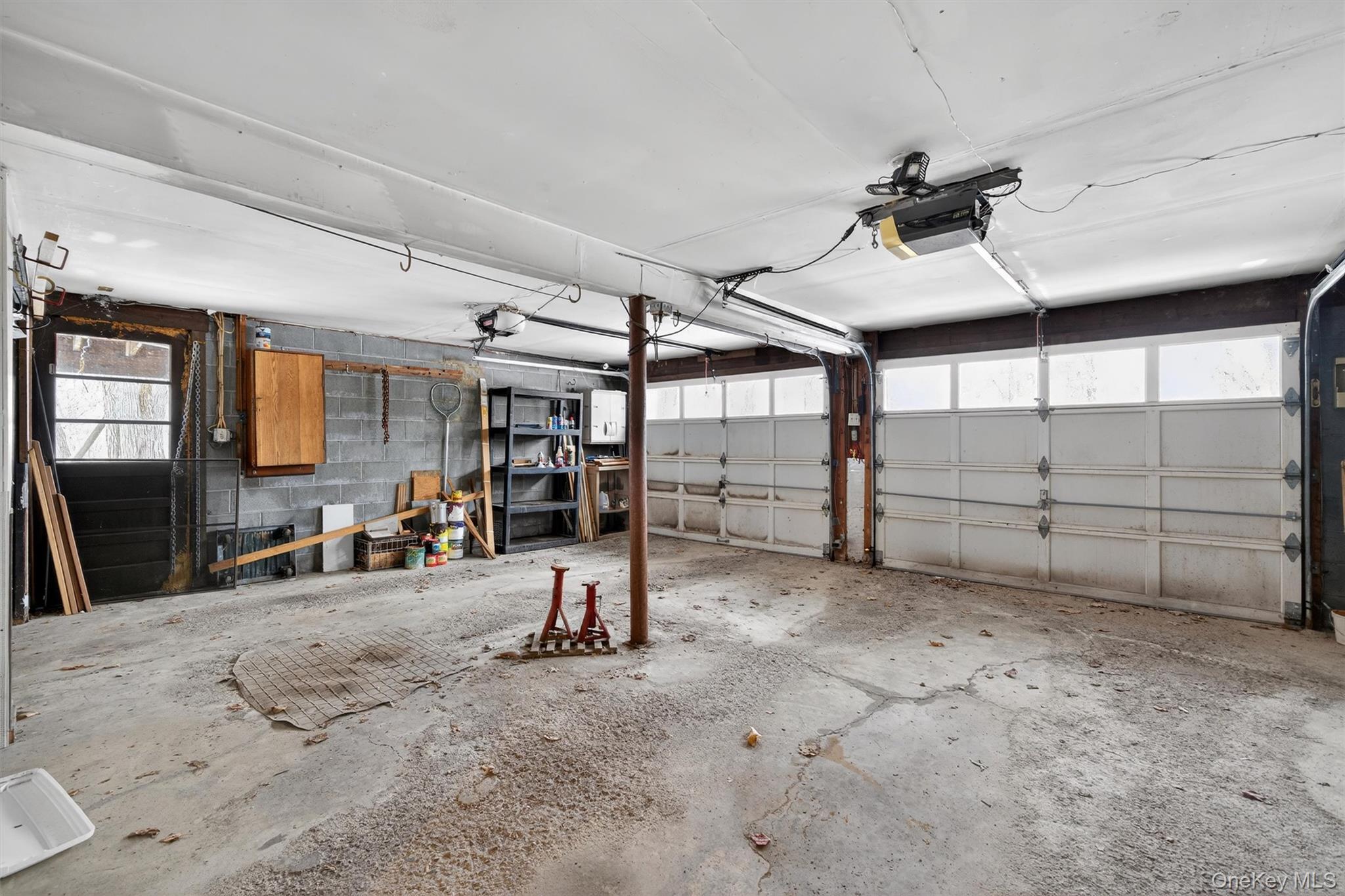 Single Family Kings Point Lane Orange County, NY 10992, MLS-940251-10