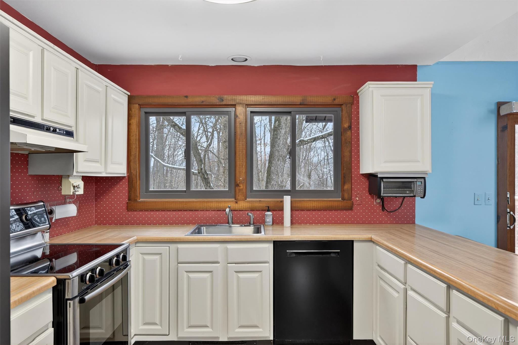 Single Family Kings Point Lane Orange County, NY 10992, MLS-940251-12