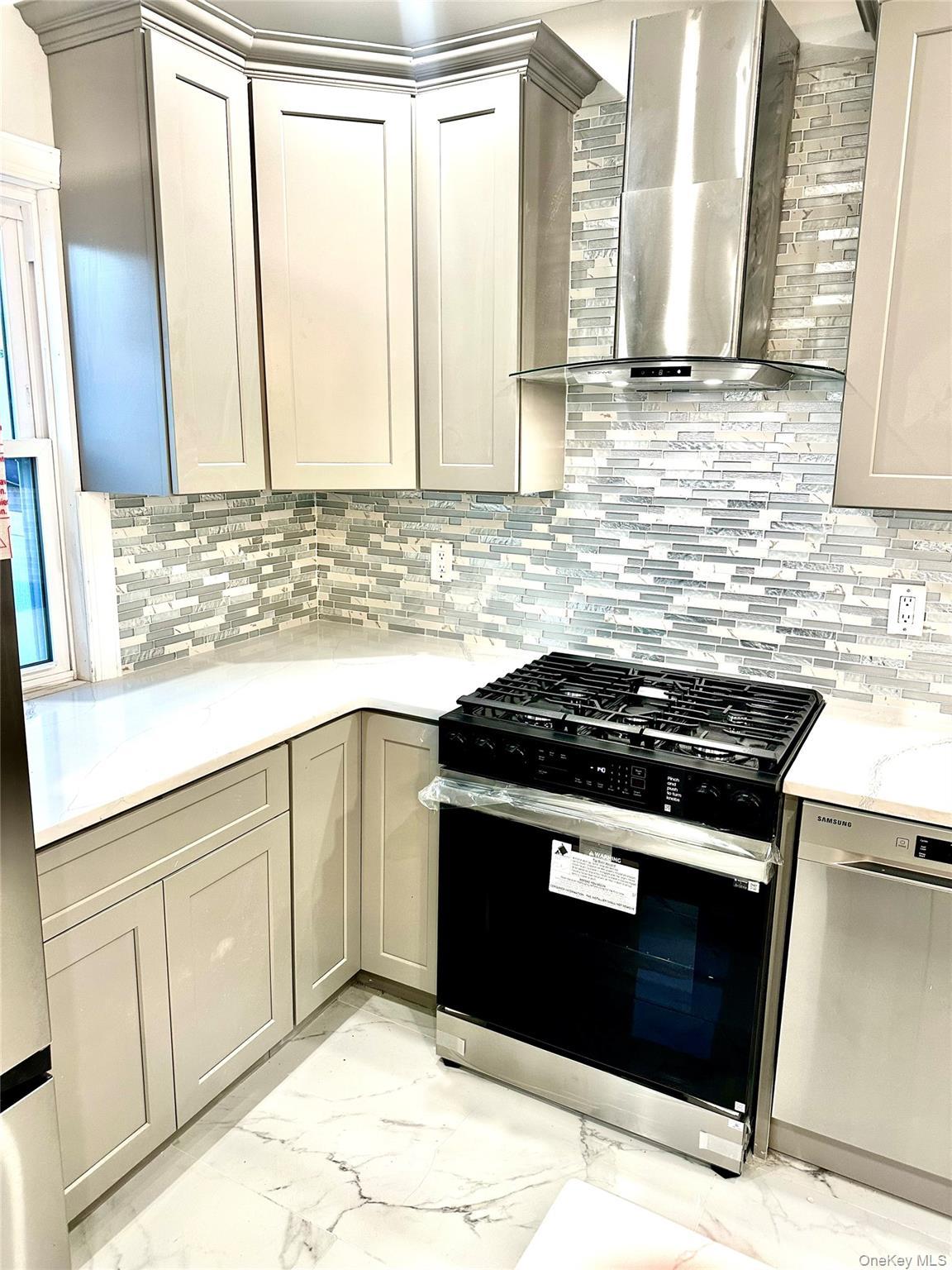 Single Family 231st  Queens, NY 11413, MLS-940255-4