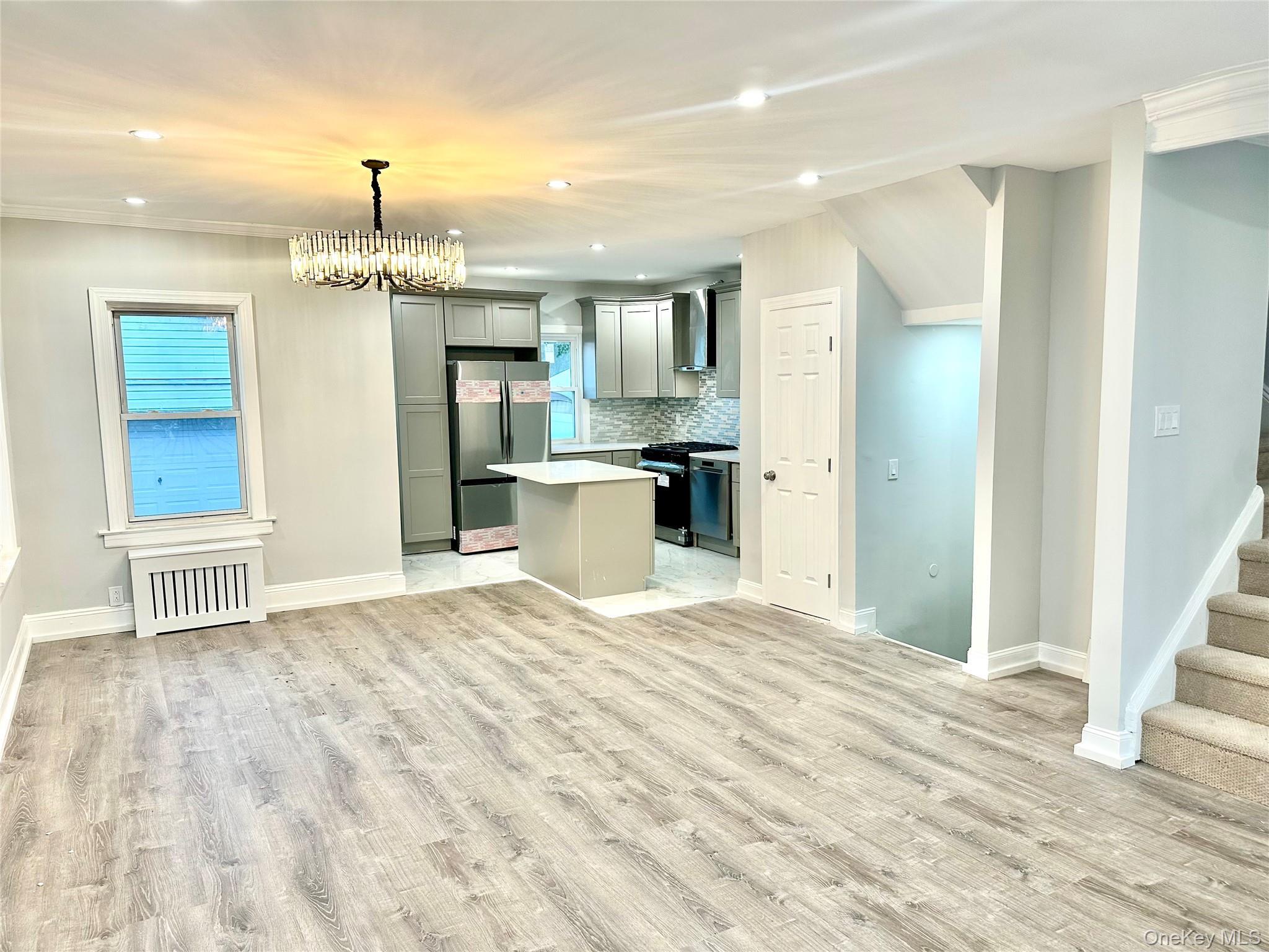 Single Family 231st  Queens, NY 11413, MLS-940255-7