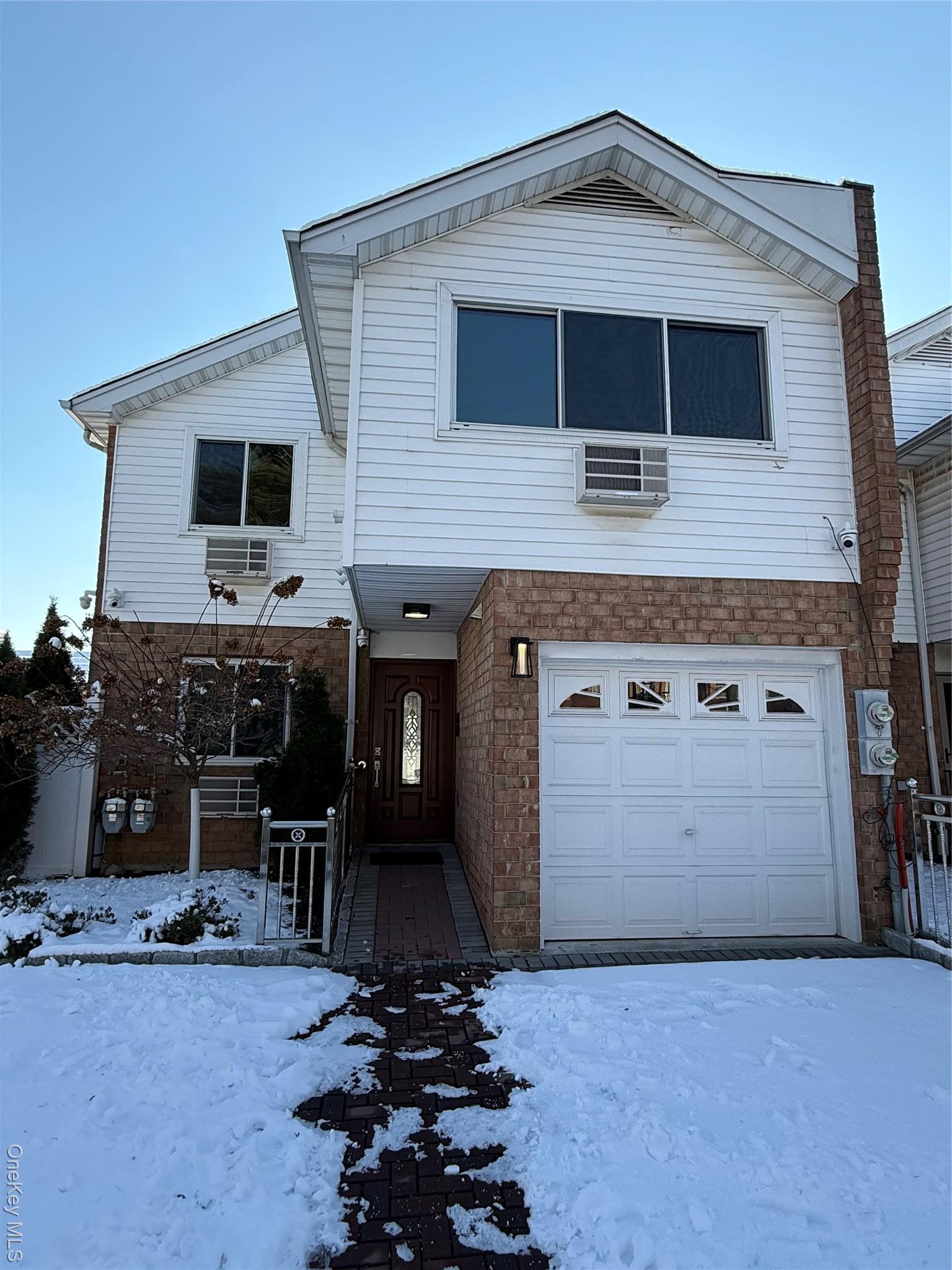 Single Family Norton  Bronx, NY 10473, MLS-940277-3