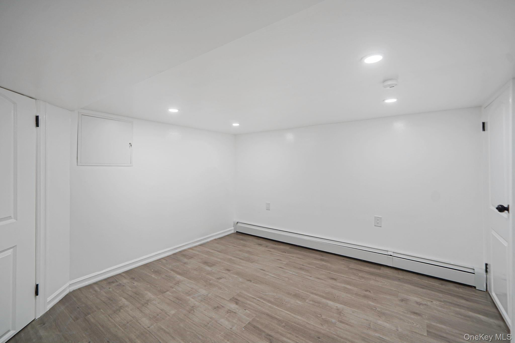 Single Family 118th  Queens, NY 11434, MLS-940278-19