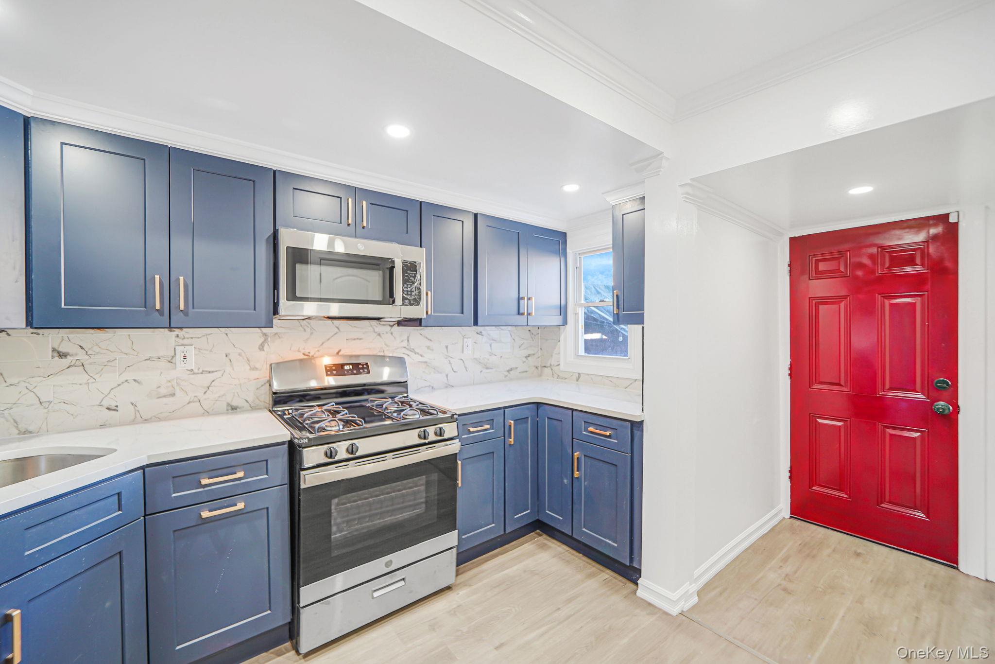 Single Family 118th  Queens, NY 11434, MLS-940278-8