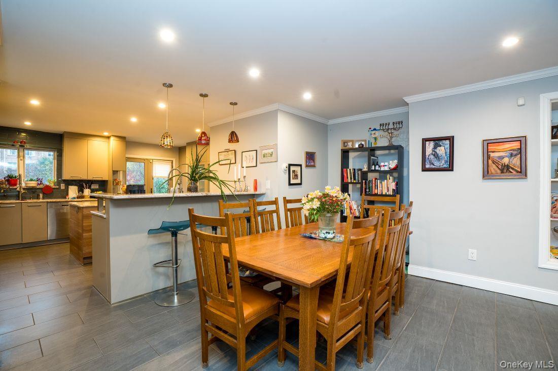 Single Family Independence Bronx, NY 10463, MLS-940287-11