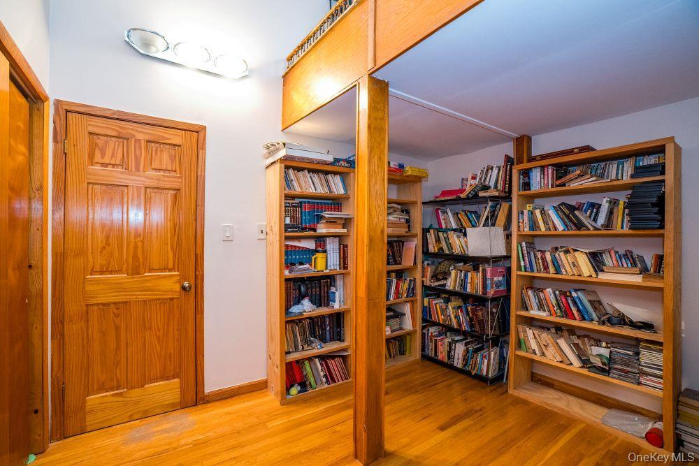 Single Family Independence Bronx, NY 10463, MLS-940287-26