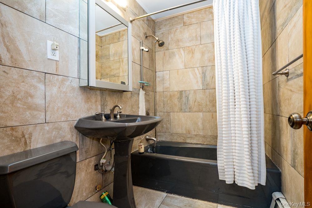 Single Family Independence Bronx, NY 10463, MLS-940287-30