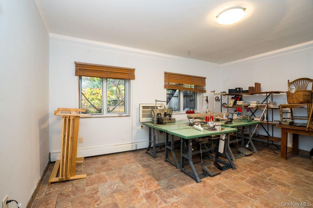 Single Family Independence Bronx, NY 10463, MLS-940287-32